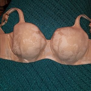 40G Cacique lace overlay bra